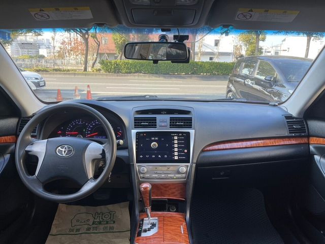 TOYOTA豐田 CAMRY  第14張相片