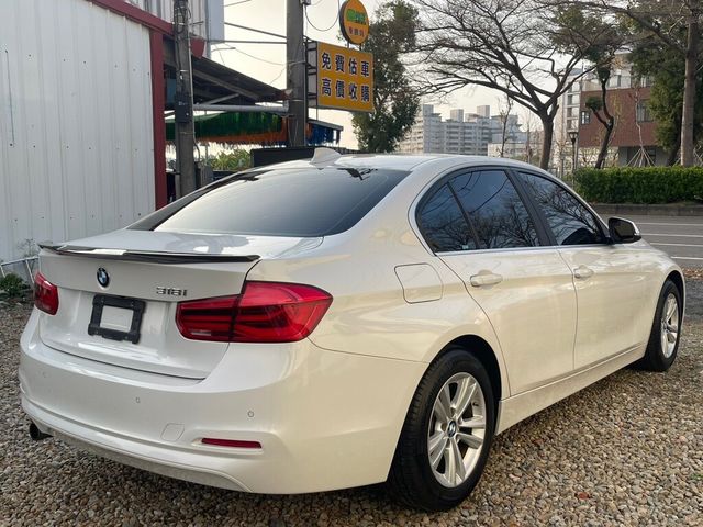 BMW寶馬 318I  第7張相片