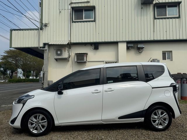 TOYOTA豐田 SIENTA  第11張相片