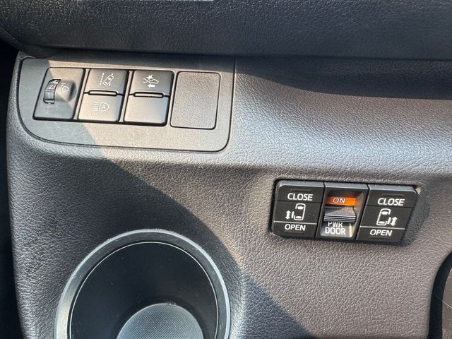 TOYOTA豐田 SIENTA  第27張相片
