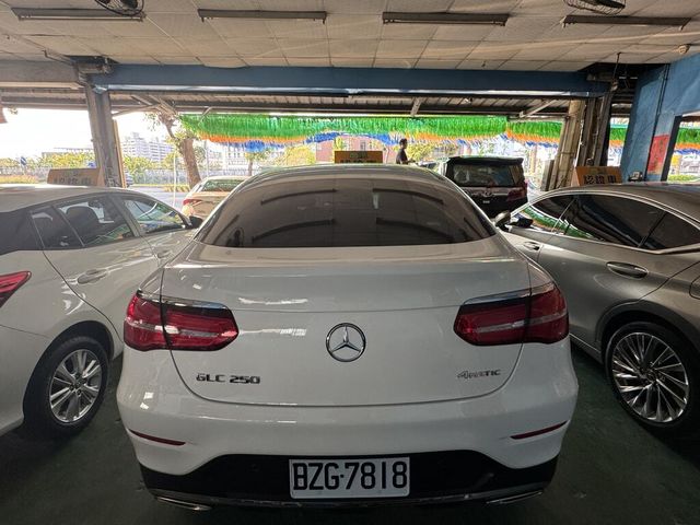 M-BENZ賓士 GLC250  第5張相片
