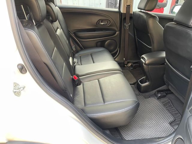 HONDA本田 HR-V  第8張相片