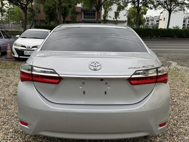 TOYOTA豐田 ALTIS  第6張相片