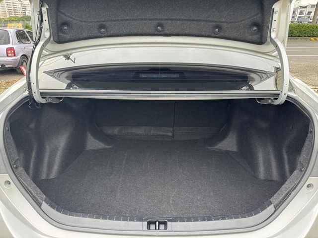 TOYOTA豐田 ALTIS  第8張相片