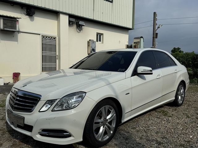 M-BENZ賓士 E250  第1張相片
