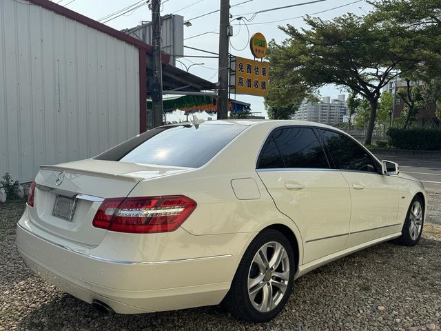 M-BENZ賓士 E250  第6張相片