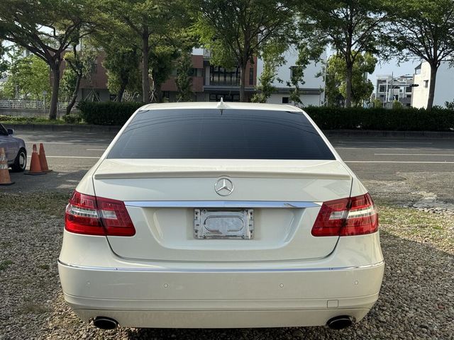 M-BENZ賓士 E250  第7張相片