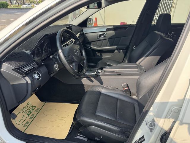 M-BENZ賓士 E250  第9張相片