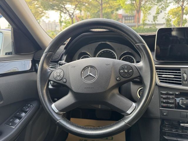 M-BENZ賓士 E250  第14張相片