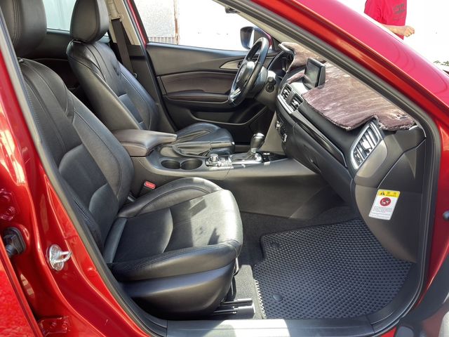 MAZDA馬自達 MAZDA 3  第9張相片