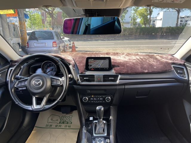 MAZDA馬自達 MAZDA 3  第12張相片