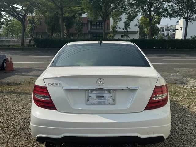 M-BENZ賓士 C250  第7張相片