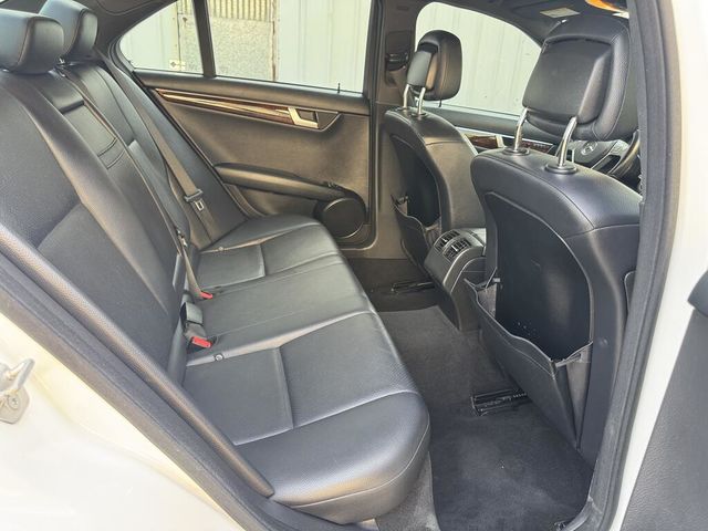 M-BENZ賓士 C250  第12張相片