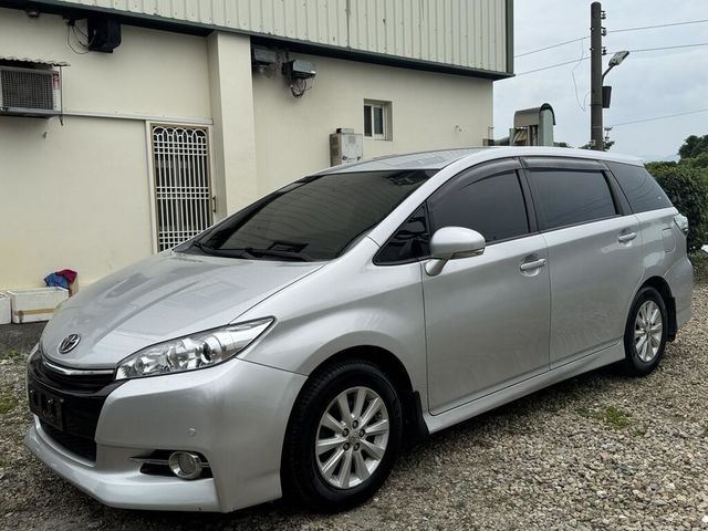 TOYOTA豐田 WISH  第1張相片