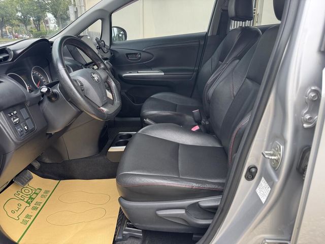 TOYOTA豐田 WISH  第8張相片
