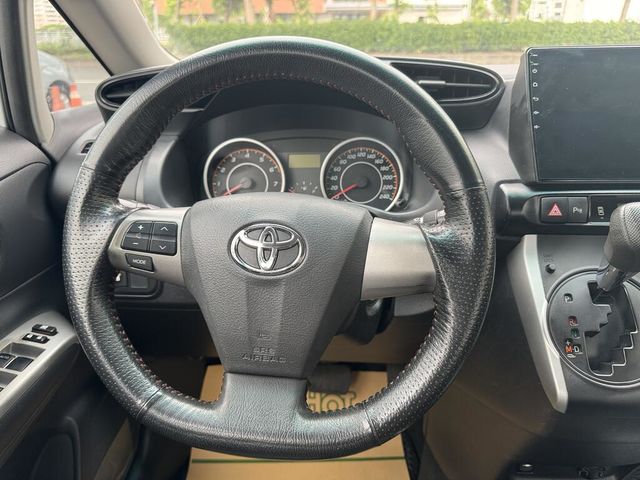 TOYOTA豐田 WISH  第14張相片