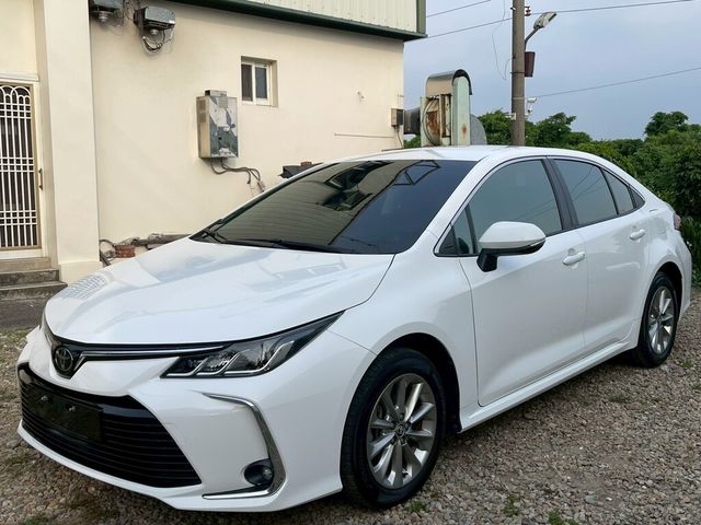 TOYOTA豐田 ALTIS  第1張相片