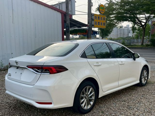TOYOTA豐田 ALTIS  第6張相片