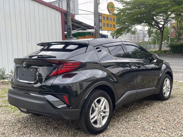 TOYOTA豐田 C-HR  第5張相片