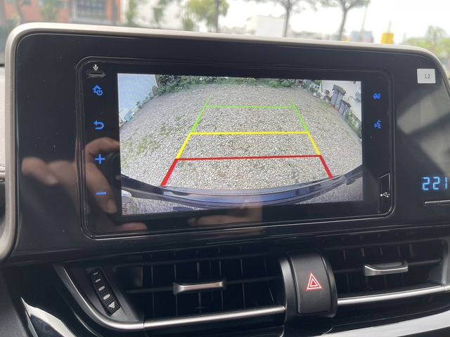 TOYOTA豐田 C-HR  第14張相片