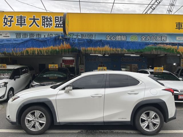 LEXUS凌志 UX250H  第3張相片