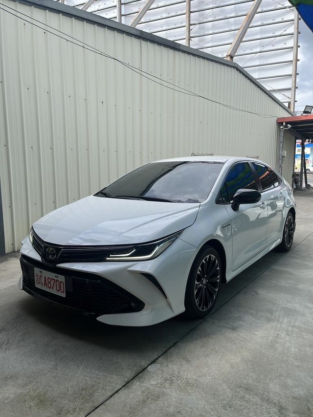 TOYOTA豐田 COROLLA ALTIS HYBRID  第1張相片