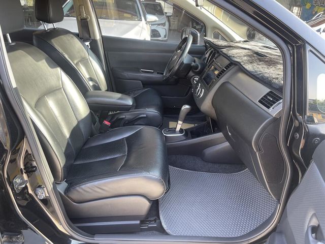 NISSAN日產 TIIDA  第10張相片