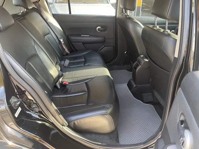 NISSAN日產 TIIDA  第12張相片