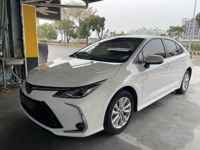 TOYOTA豐田 ALTIS  第1張相片