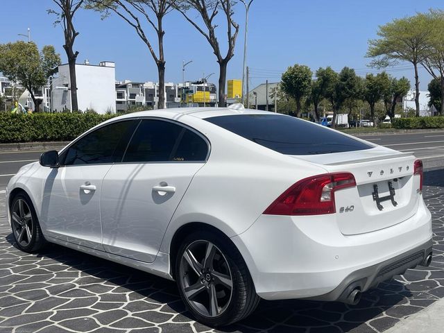 VOLVO富豪 S60  第6張相片