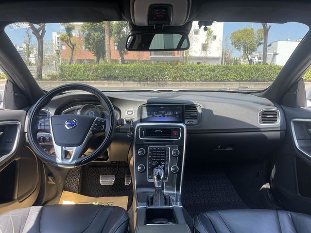 VOLVO富豪 S60  第13張相片