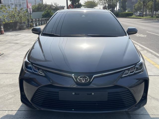 TOYOTA豐田 ALTIS  第2張相片