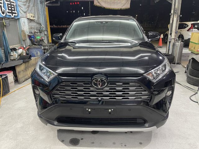 TOYOTA豐田 RAV4  第2張相片