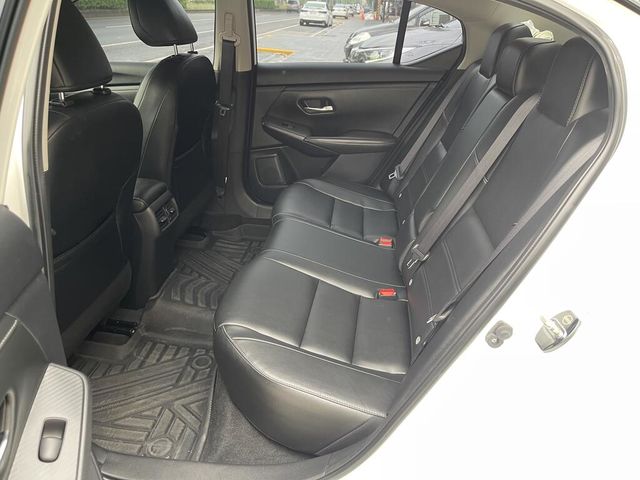 NISSAN日產 SENTRA  第10張相片