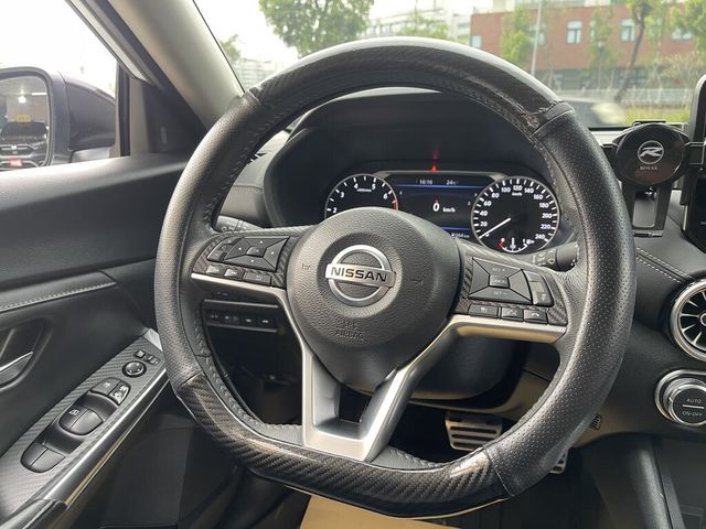 NISSAN日產 SENTRA  第13張相片