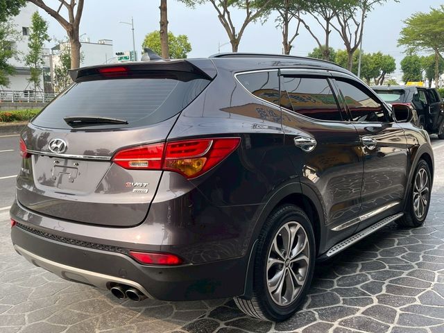 HYUNDAI現代 SANTA FE  第6張相片