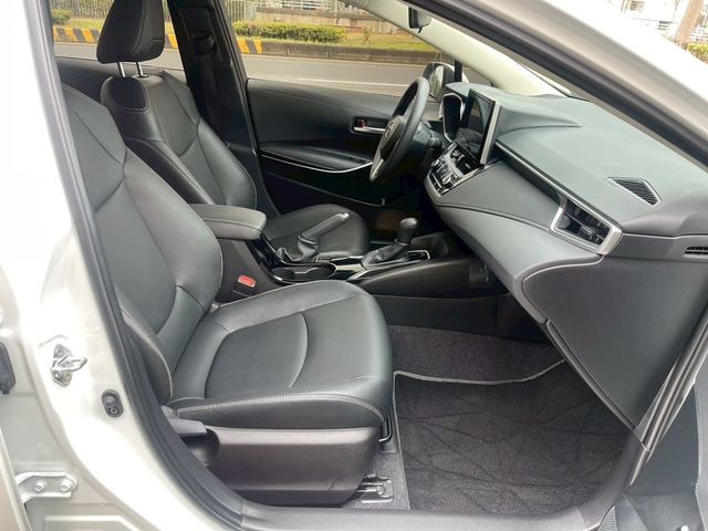 TOYOTA豐田 ALTIS  第10張相片