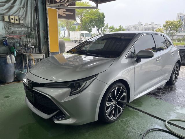 TOYOTA豐田 AURIS  第1張相片