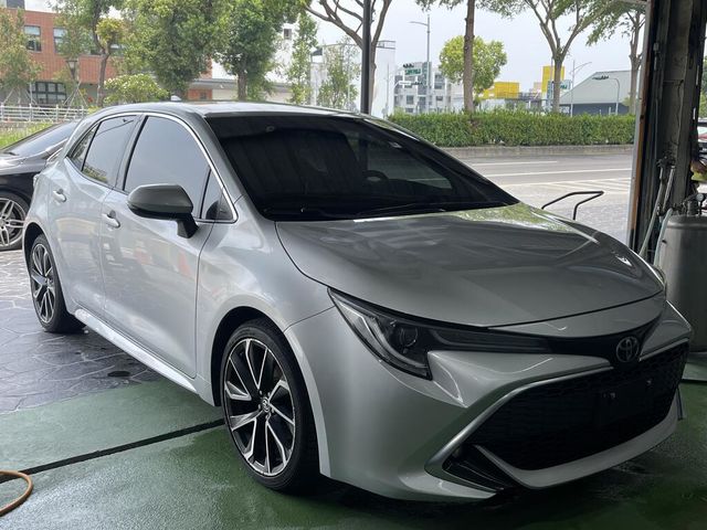 TOYOTA豐田 AURIS  第3張相片
