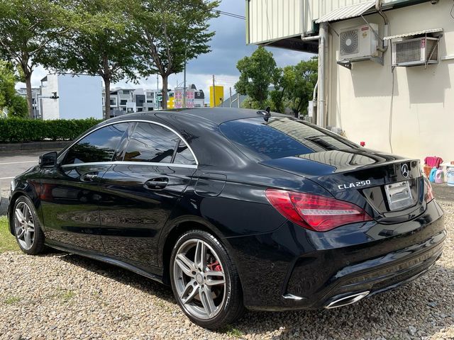 M-BENZ賓士 CLA250  第5張相片
