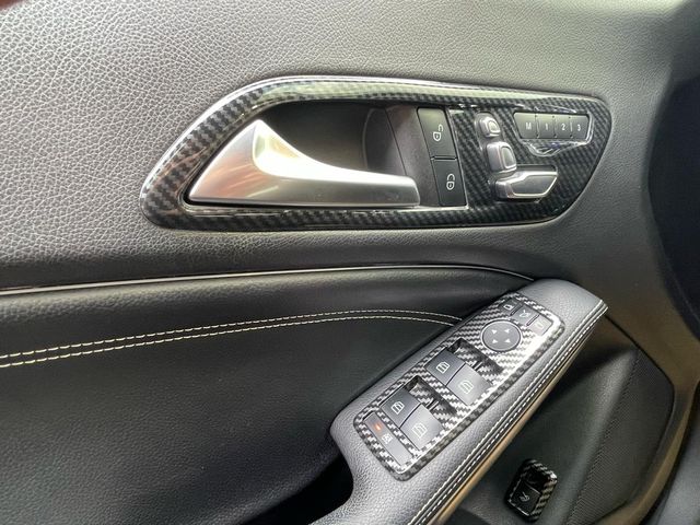 M-BENZ賓士 CLA250  第13張相片