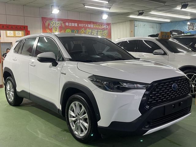 TOYOTA豐田 COROLLA CROSS HYBRID  第3張相片