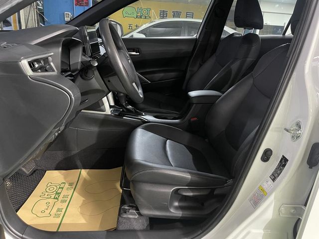 TOYOTA豐田 COROLLA CROSS HYBRID  第8張相片