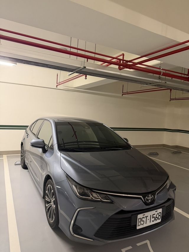 TOYOTA豐田 ALTIS  第2張相片
