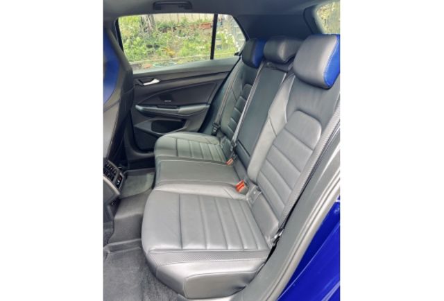 Volkswagen GOLF  第14張相片