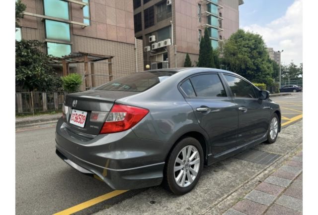 2013 CIVIC 1.8VTI-S 九代  第2張相片