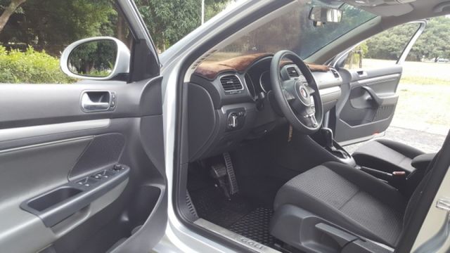 賞車前請先電話或LINE連絡預約!優惠賞車專線  第4張相片