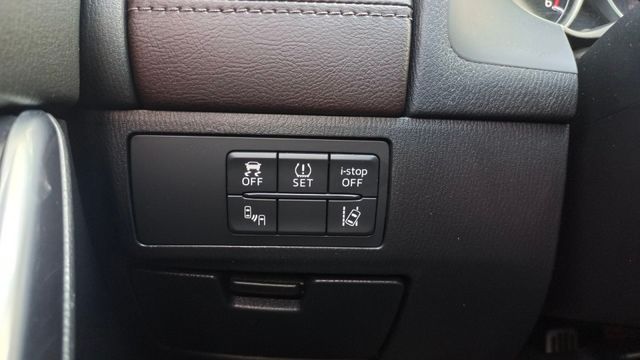 賞車前請先電話或LINE連絡預約!優惠賞車專線  第16張相片