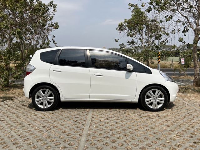賞車前請先電話或LINE連絡預約!優惠賞車專線  第7張相片