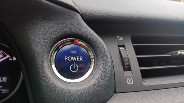 賞車前請先電話或LINE連絡預約!優惠賞車專線  第13張相片